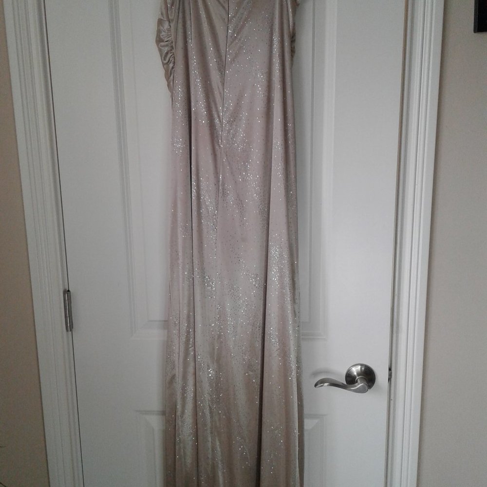 Onyx Nite Gold shimmer evening gown 10 EUC - Picture 5 of 5